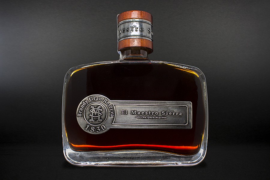 EL MAESTRO SIERRA  BRANDY SOLERA GRAN RESERVA